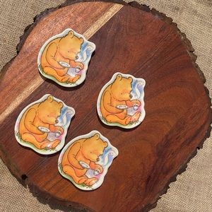 1 tea spoon holder / old school Winnie the Pooh